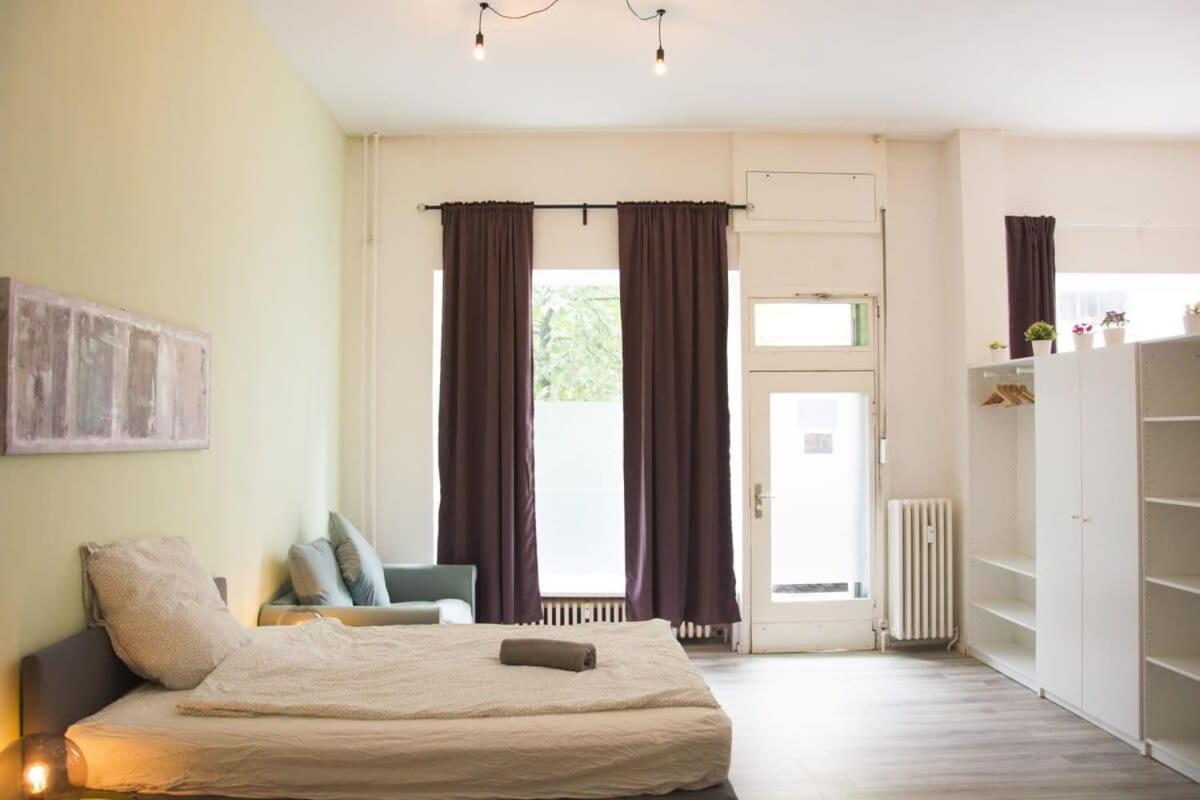 Family Apartment Moabit Берлин Екстериор снимка