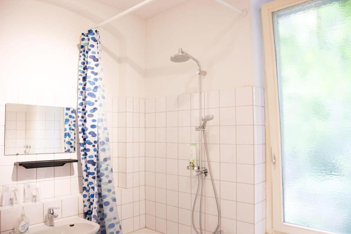 Family Apartment Moabit Берлин Екстериор снимка